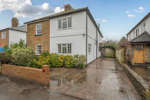 Rose Bank Cottages, Woking, Surrey, GU22