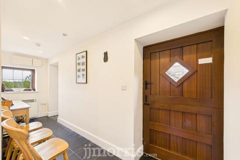 undefined, Kilgetty, Pembrokeshire, SA68