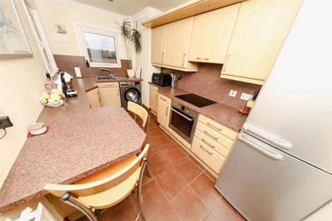 undefined, Station Road, Thornton
