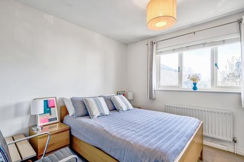 2 bedroom terraced house for sale, Peartree Avenue, Earlsfield, London, SW17
