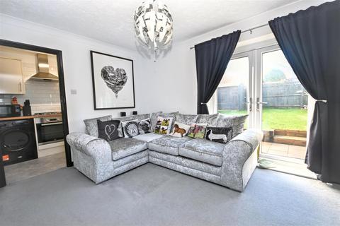 1 bedroom end of terrace house for sale, Mendip Avenue, Eastbourne