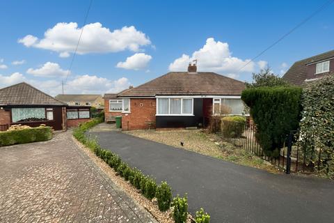 2 bedroom semi-detached bungalow for sale, Harewood Avenue, Scarborough, YO12