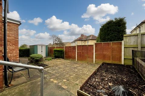 2 bedroom semi-detached bungalow for sale, Harewood Avenue, Scarborough, YO12
