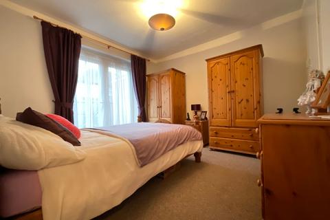 2 bedroom semi-detached bungalow for sale, Harewood Avenue, Scarborough, YO12
