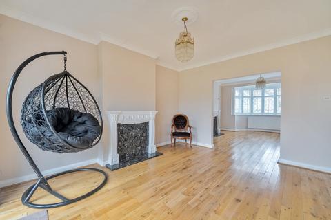 undefined, Courtlands Avenue, Hayes, Bromley, BR2
