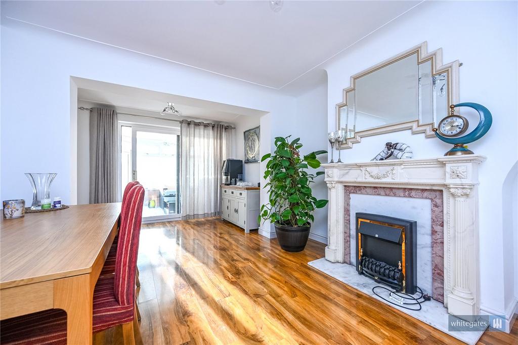 Family/Dining Room