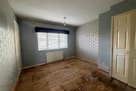 3 bedroom end of terrace house for sale, Cranwell Road, Liverpool, Merseyside, L25 1NX