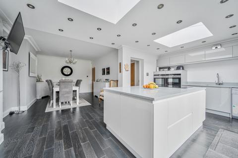 3 bedroom semi-detached house for sale, Kilmartin Road, Ilford