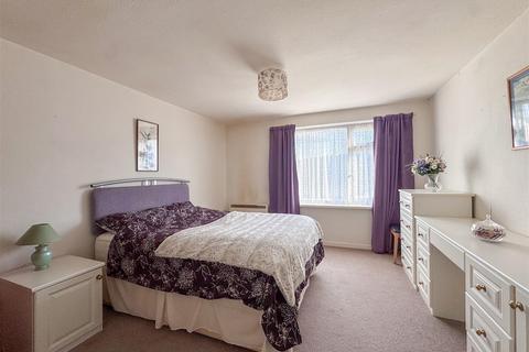 undefined, Falcon Crescent, Weston-Super-Mare BS22