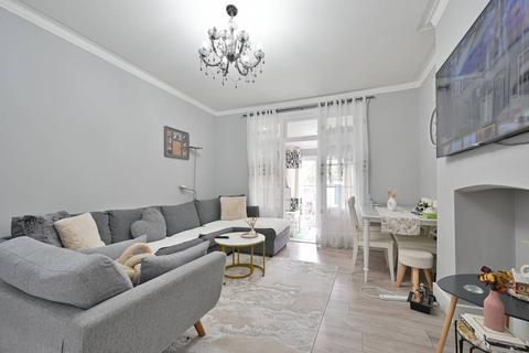 2 bedroom flat for sale, Salisbury Road, Harrow, HA1