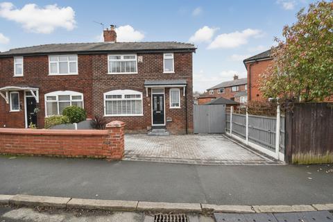 3 bedroom semi-detached house for sale, Overlinks Drive, Salford, M6
