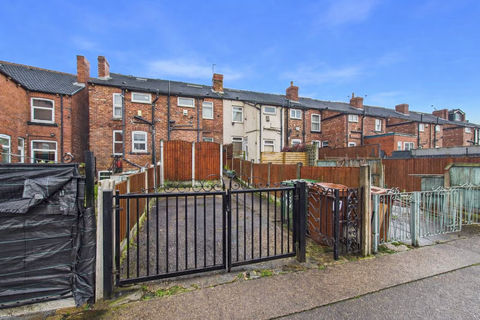 3 bedroom terraced house for sale, Lower Oxford Street, Castleford