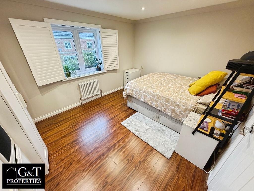 Second bedroom