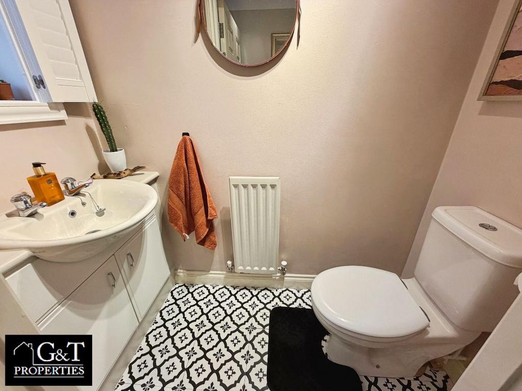 Downstairs wc