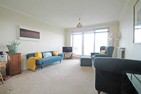 2 bedroom flat for sale, Fairlawns, Kingsway, Hove