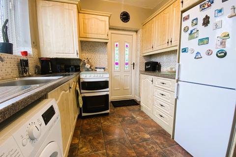 2 bedroom semi-detached bungalow for sale, 12 Teasdale Close, Chadderton OL9 8AS