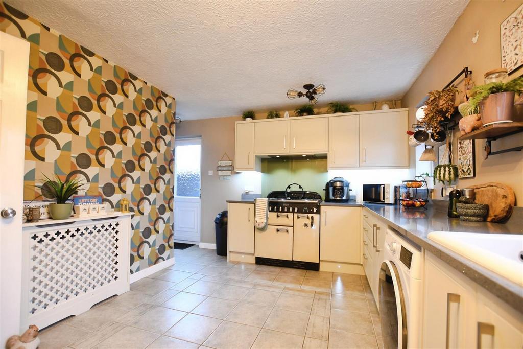 Fitted Kitchen