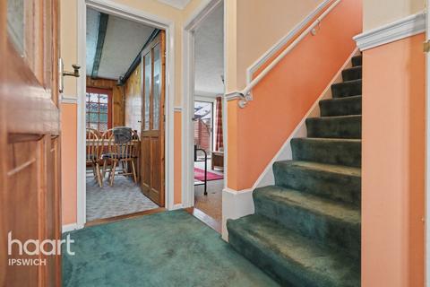 3 bedroom semi-detached house for sale, Stonechat Road, Ipswich