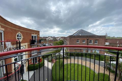 2 bedroom flat to rent, Neptune Court, Gunwharf Quays, Portsmouth, PO1
