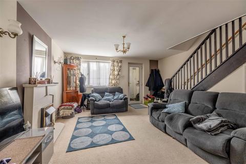 3 bedroom end of terrace house for sale, Stirling Close, Windsor