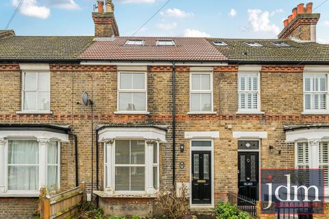 3 bedroom terraced house to rent, Camden Grove, Chislehurst, Kent, BR7
