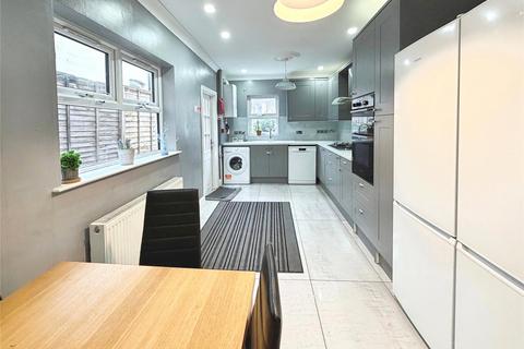 1 bedroom terraced house to rent, Rochester Street, Kent ME4