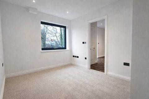 1 bedroom apartment for sale, Flambard Way, Godalming, Surrey, GU7