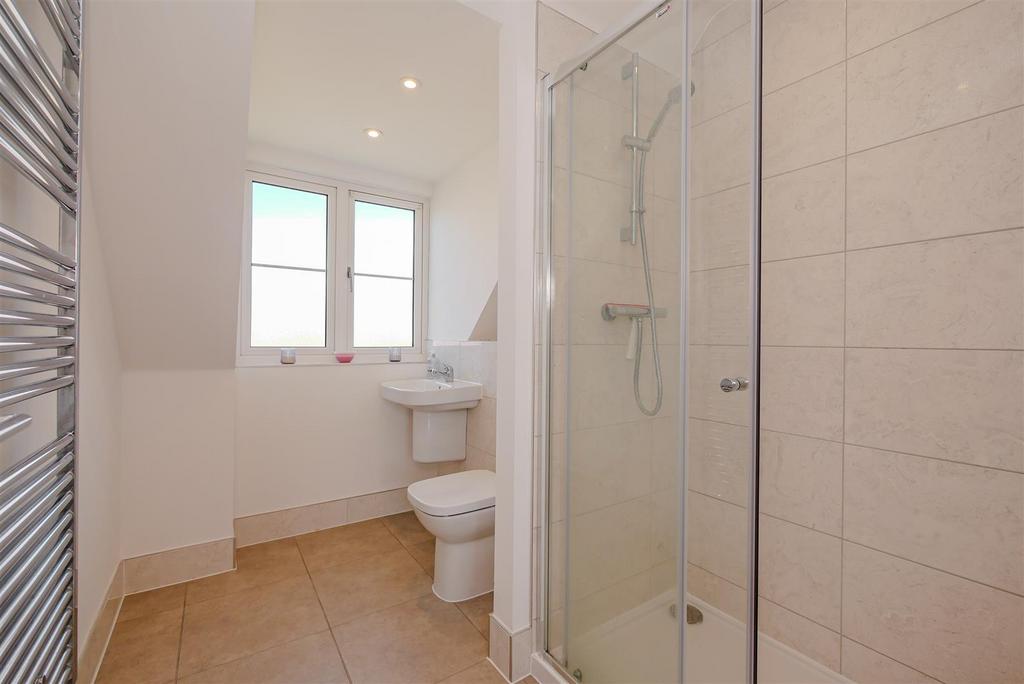 En-Suite (2)