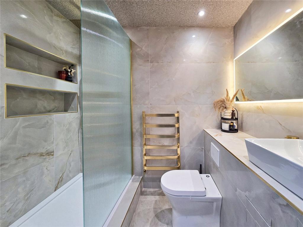 Quality Shower Room