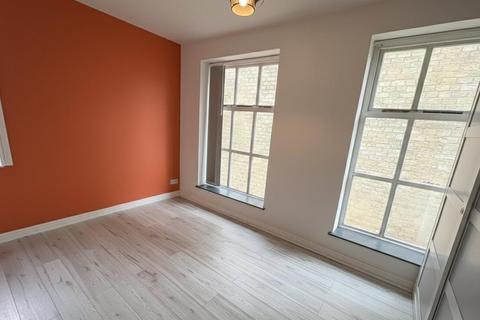 1 bedroom apartment for sale, Wharf Street, Sowerby Bridge HX6