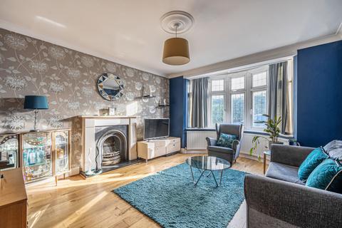 undefined, London Road, Epsom KT17