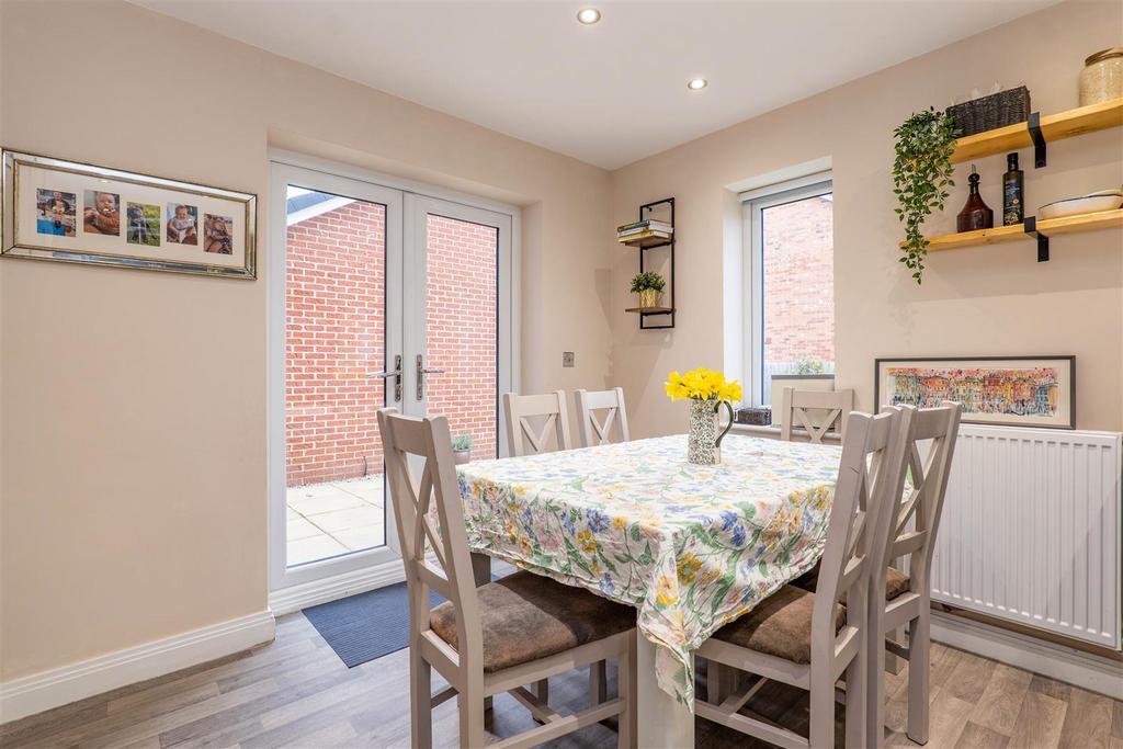 Kitchen/Diner/Snug