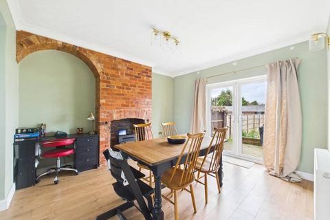 undefined, Calton Road, Gloucester, Gloucestershire, GL1