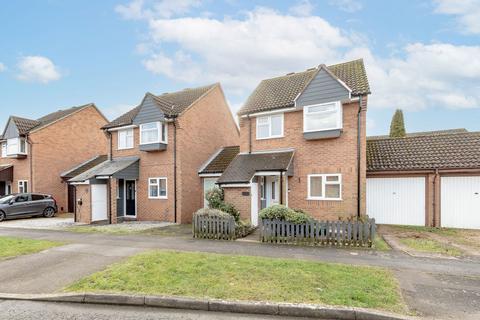 3 bedroom link detached house for sale, Huntsman Grove, Milton Keynes MK14