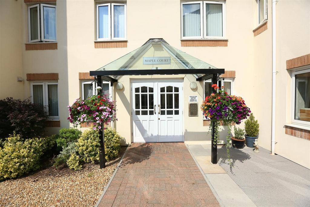 45 Maple Court 008.JPG