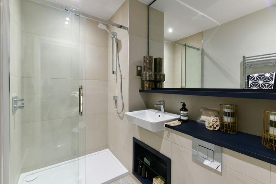 Dagenham Green - 2-bed