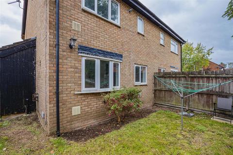 undefined, Oakridge, Cardiff CF14