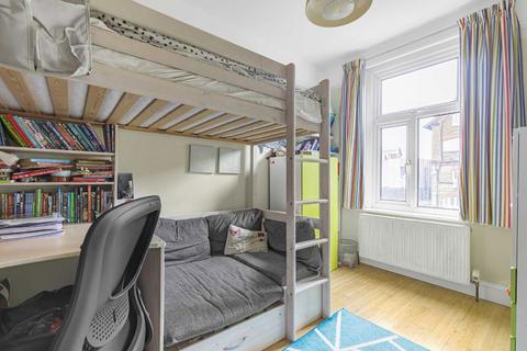 undefined, Drayton Gardens, London W13