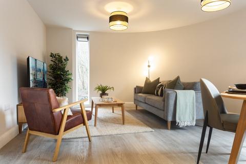 3 bedroom flat to rent, Beecroft Street, Kirkstall, Leeds, LS5