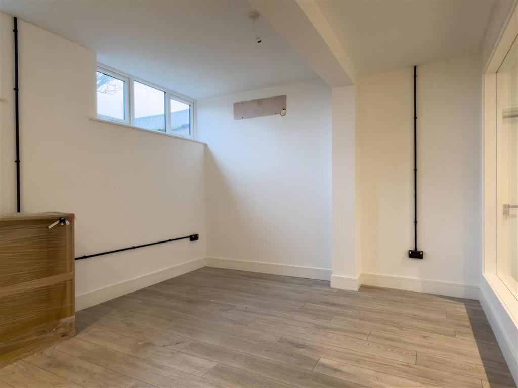 Kitchen/Meerting Room