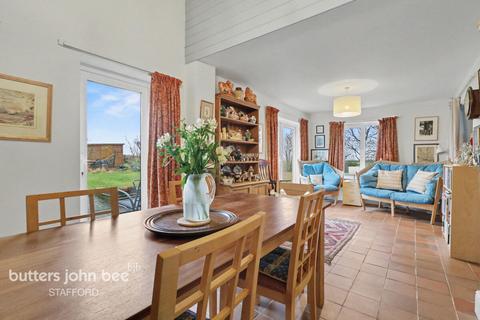 4 bedroom detached house for sale, Common Lane, Stone