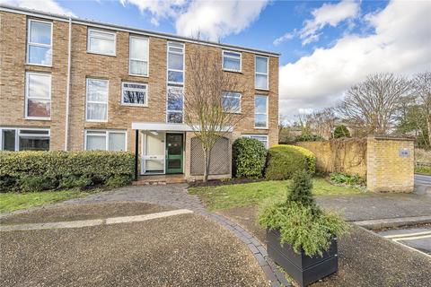 Harrowdene Gardens, Teddington