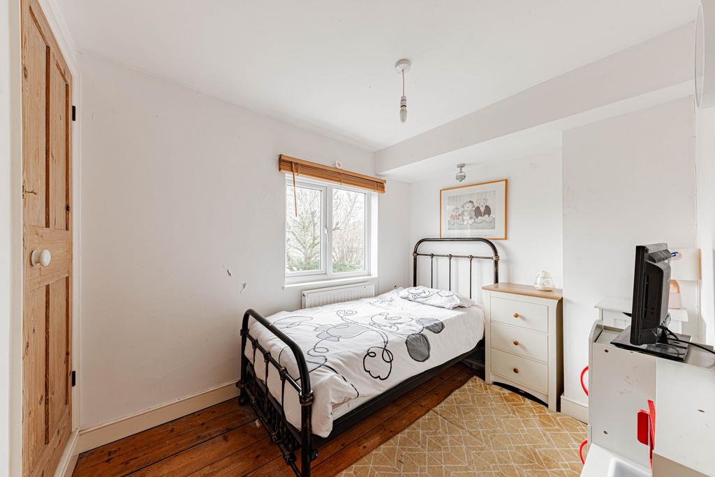 Bedroom Two (1)