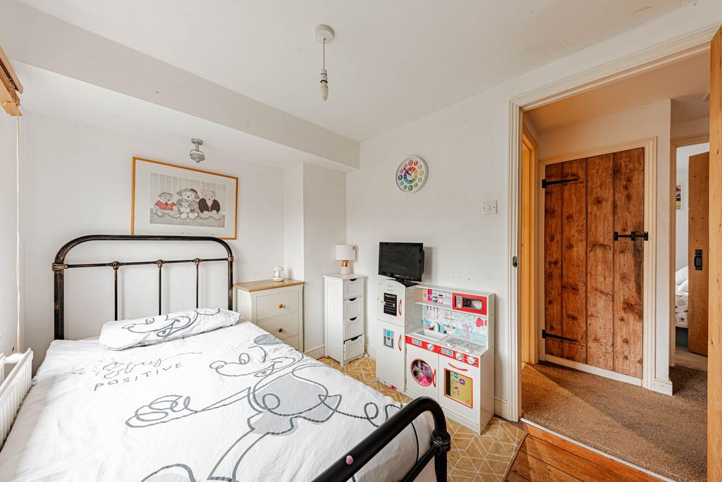 Bedroom Two (2)