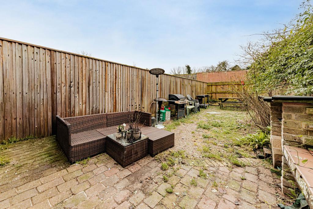 Rear Garden (4)