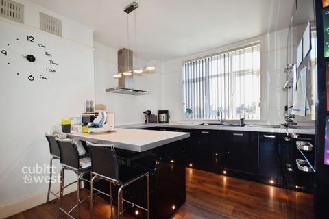 2 bedroom apartment to rent, Wessex Avenue Bognor Regis PO21