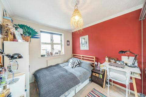 undefined, Henry Doulton Drive, London SW17