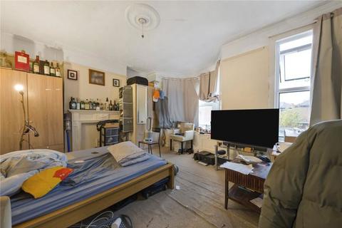 2 bedroom apartment for sale, 20 Minard Road, London, SE6 1NS