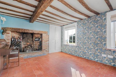 5 bedroom detached house for sale, High Street, Aylesbury HP17