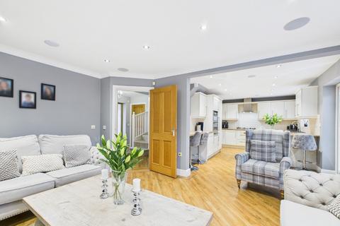 5 bedroom detached house for sale, Charlton Court, Woodmansey, Beverley,  HU17 0UL